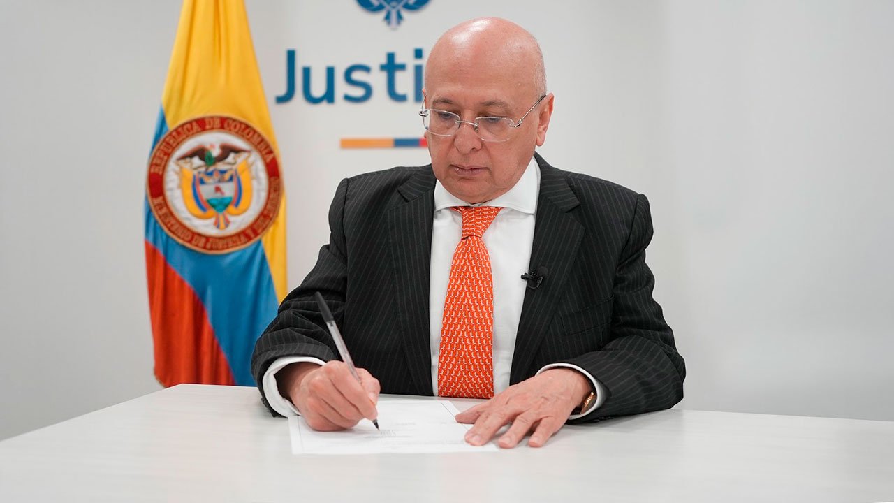 250624-Colombia-necesita-una-nueva-Constitucion-Politica-que-permita-muchas-transformaciones-sociales-1280