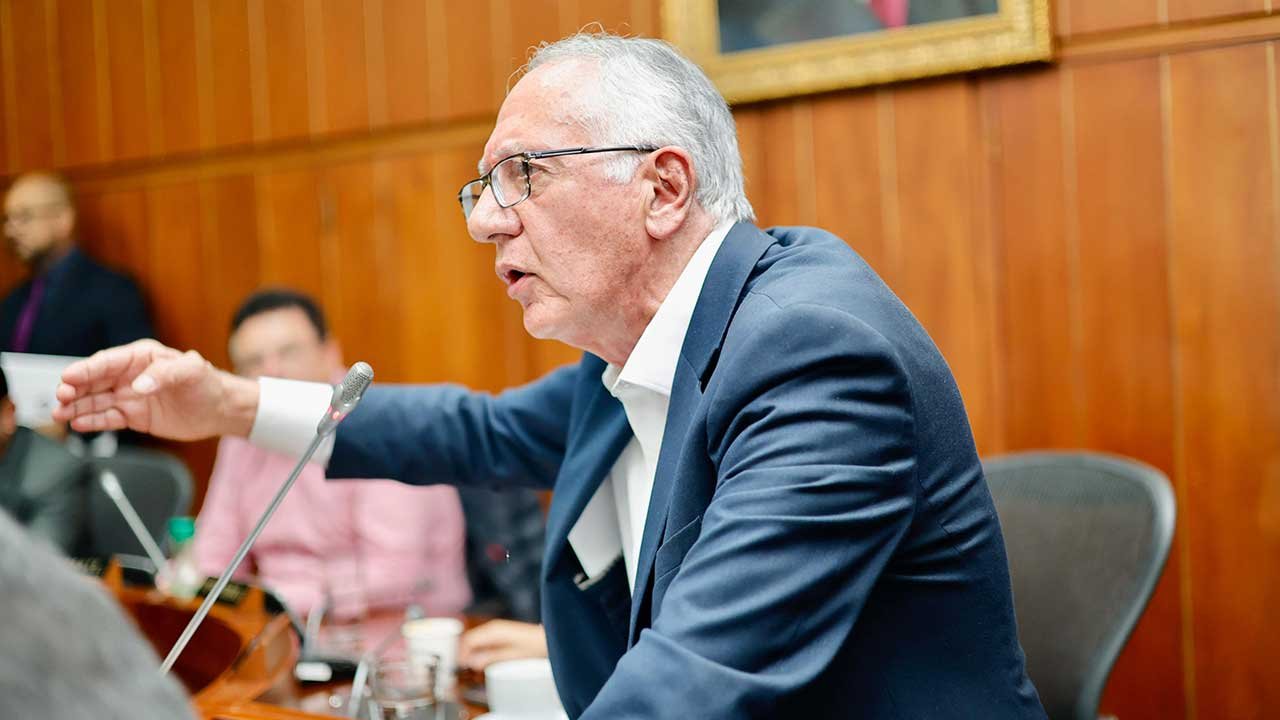 Gobierno urge al Congreso avanzar en discusión de reforma a la salud